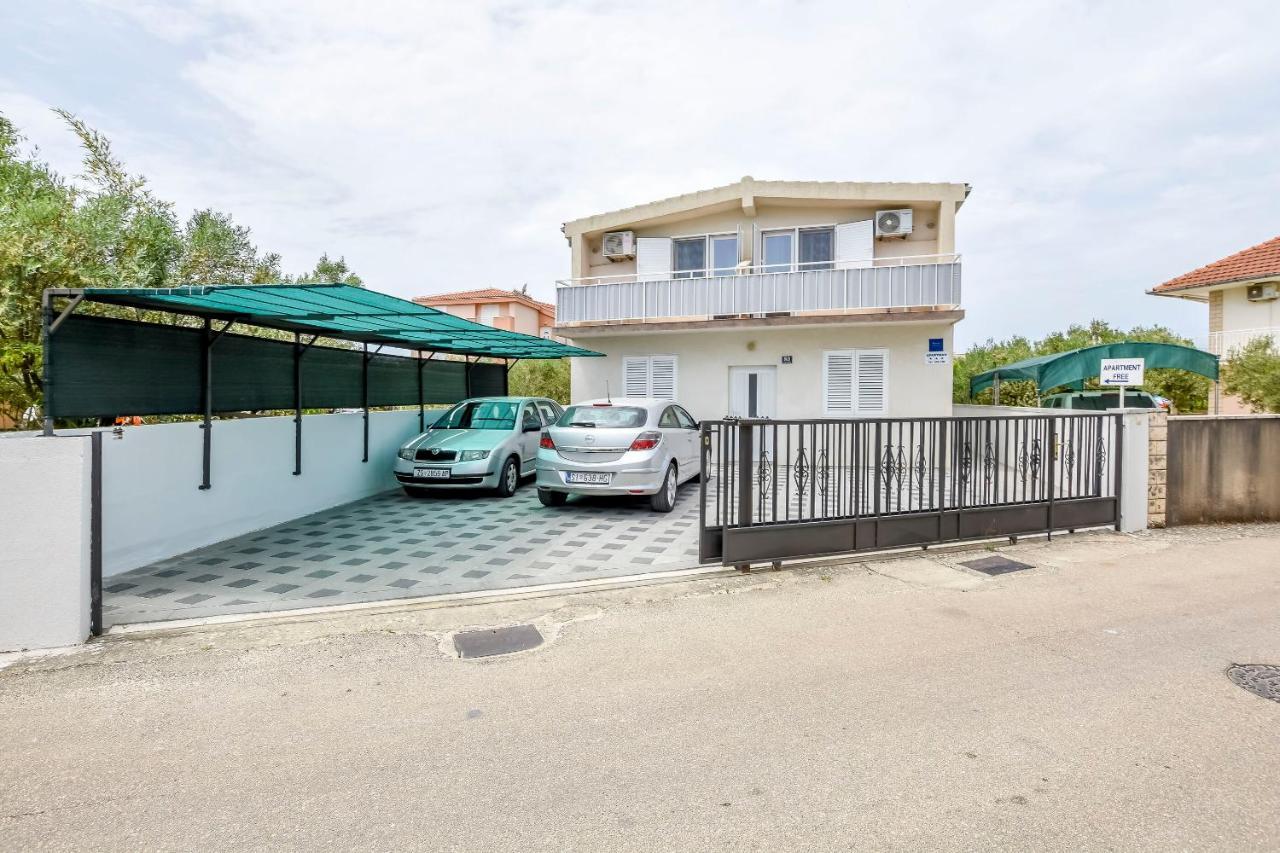 Apartment Kucinic Rogoznica  Exterior photo